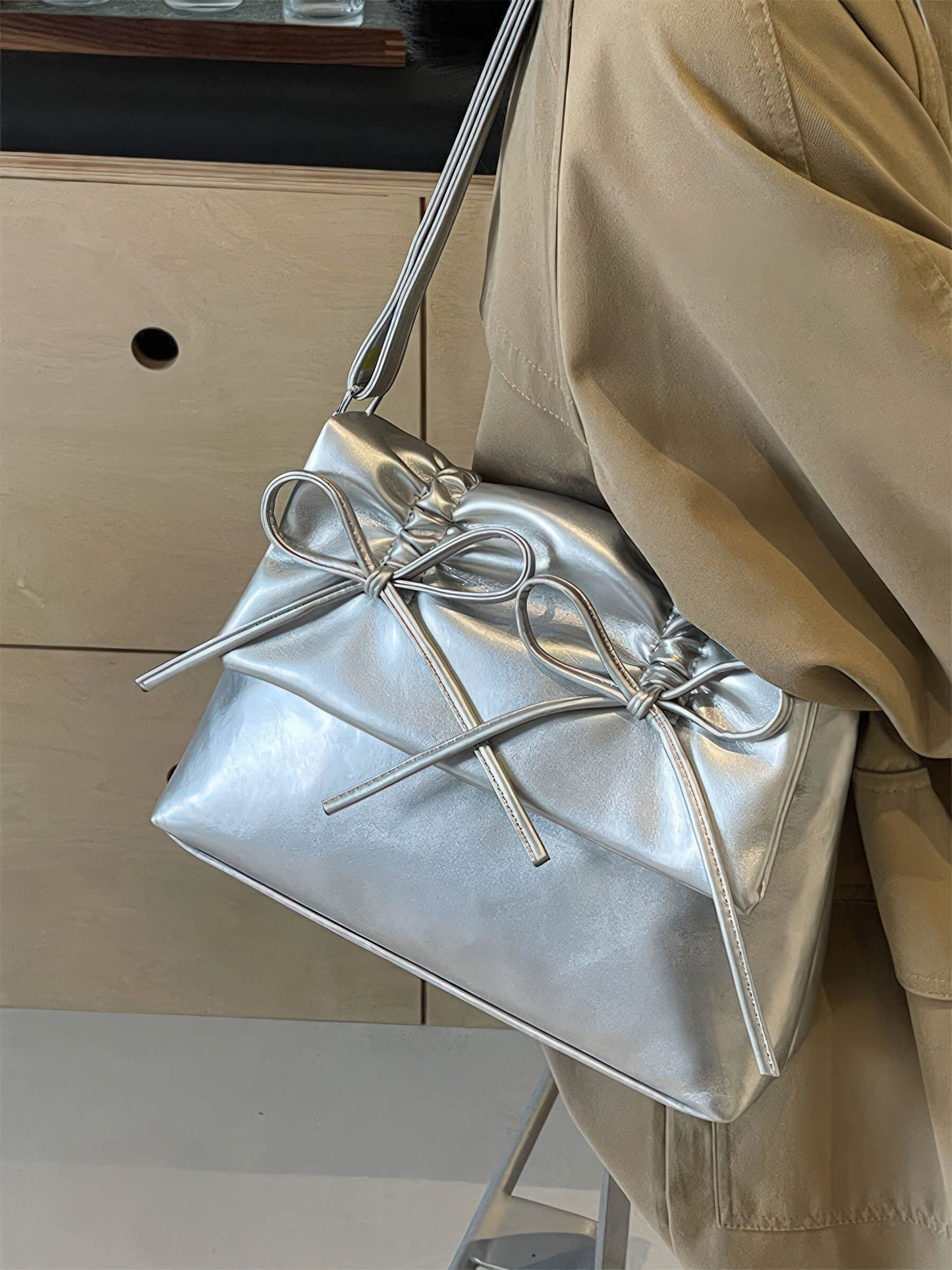 Muse Bow Bag